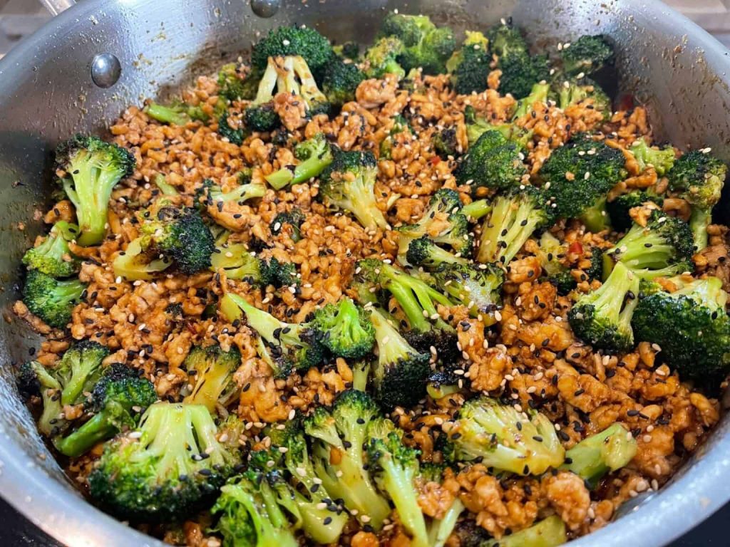 Best Honey Sriracha Ground Chicken and Broccoli recipe