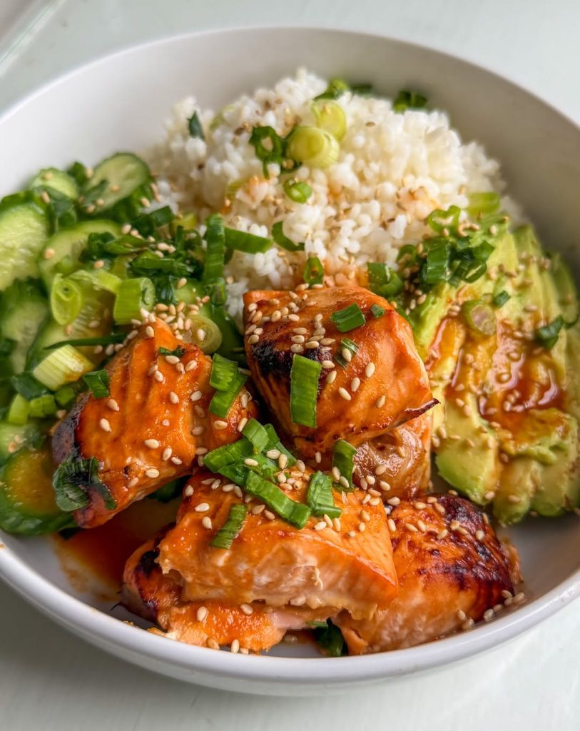 Sriracha Honey Salmon Bowls recipe