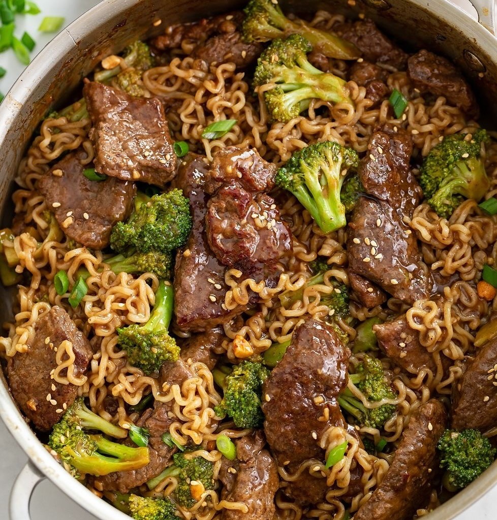 Beef and Broccoli Ramen Stir Fry recipe