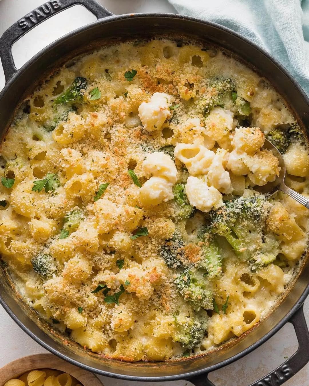 Healthy Broccoli Mac and Cheese recipe